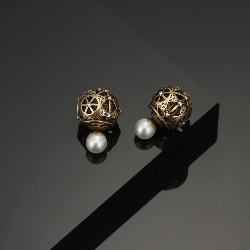 chr1st1an D10r earrings